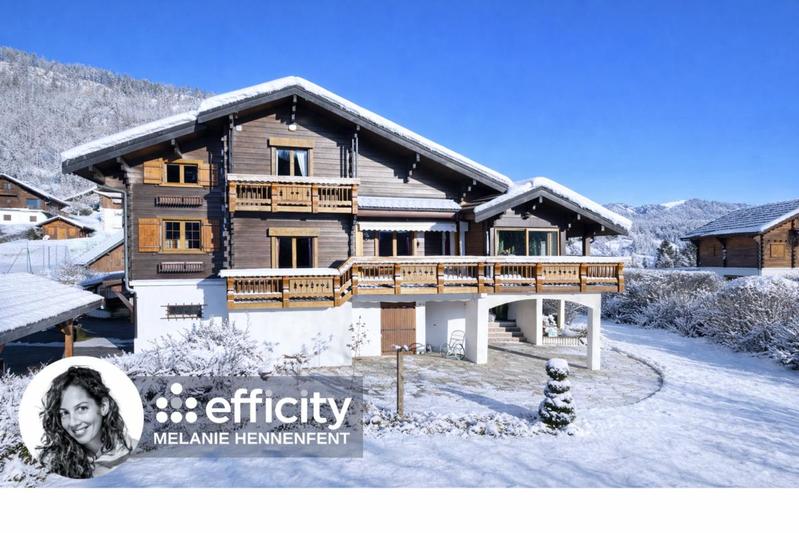 Maison - 225 m² - 7 pièces