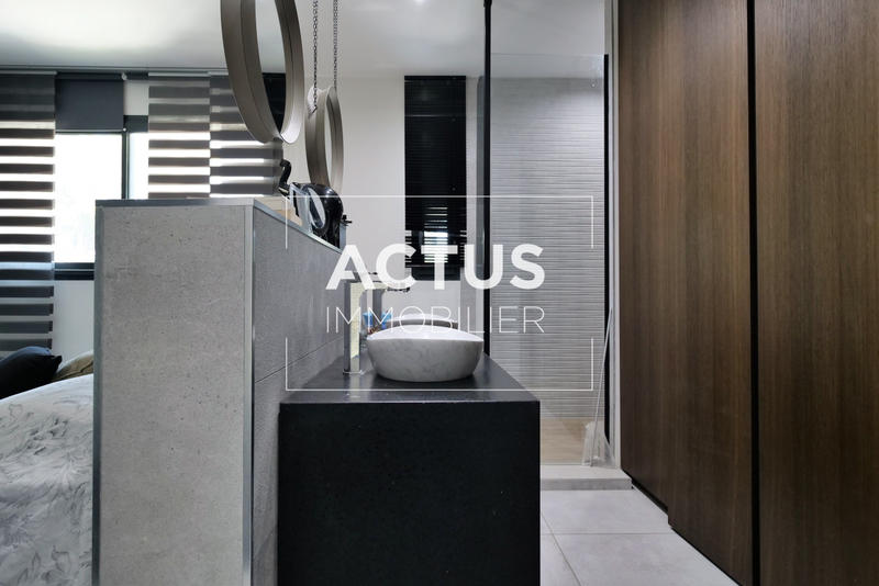 Maison - 122 m² - 5 pièces