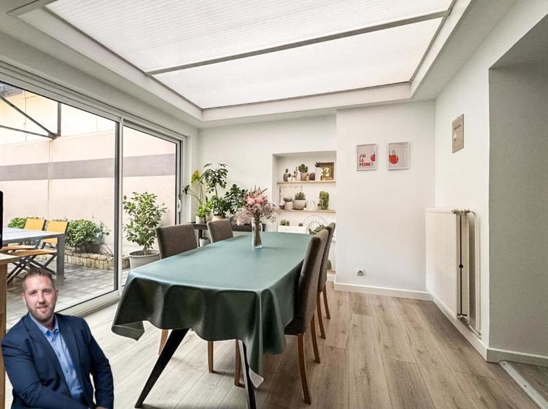 Maison de ville - 135 m² - 6 pièces