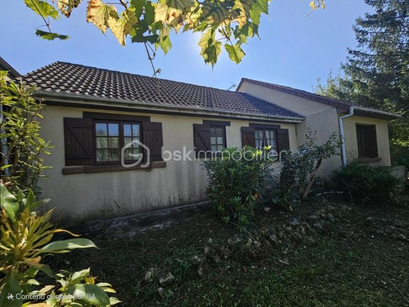 Maison traditionnelle - 95 m² - 4 pièces