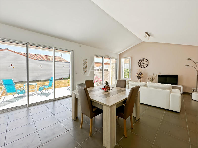 Maison - 87 m² - 4 pièces