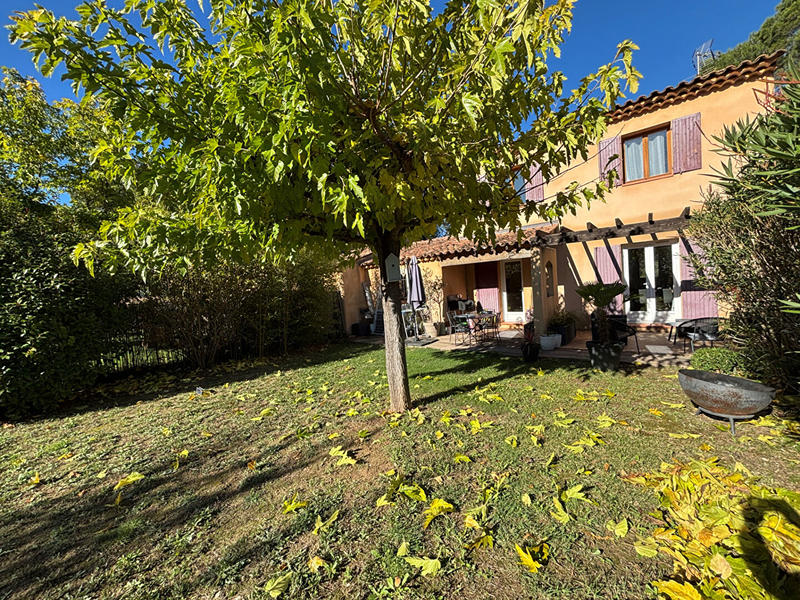 Maison - 96 m² - 4 pièces