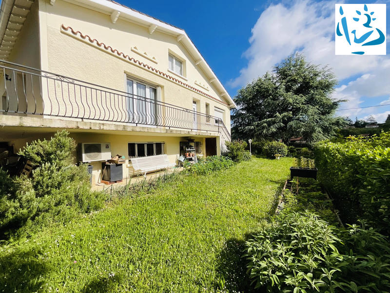 Maison - 145 m² - 6 pièces