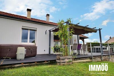 Maison - 85 m² - 4 pièces