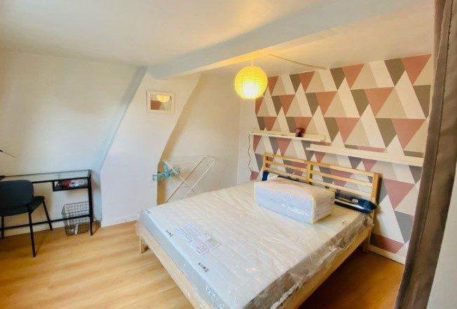 Maison - 180 m² - 7 pièces