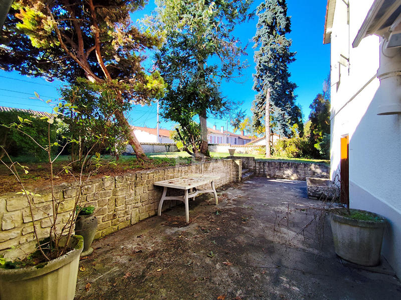 Maison - 188 m² - 8 pièces