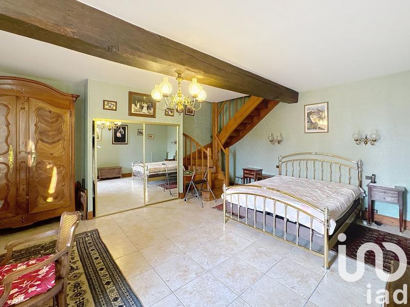 Maison - 306 m² - 8 pièces