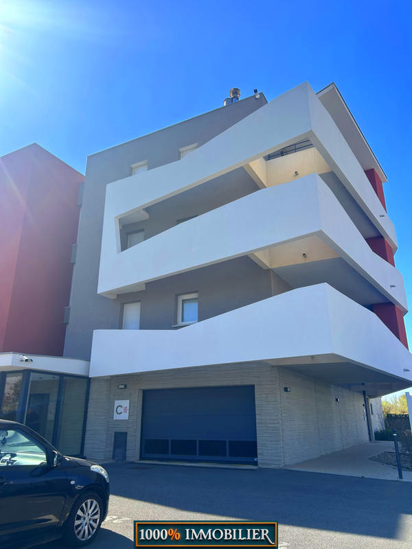 Appartement - 65 m² - 1 pièce