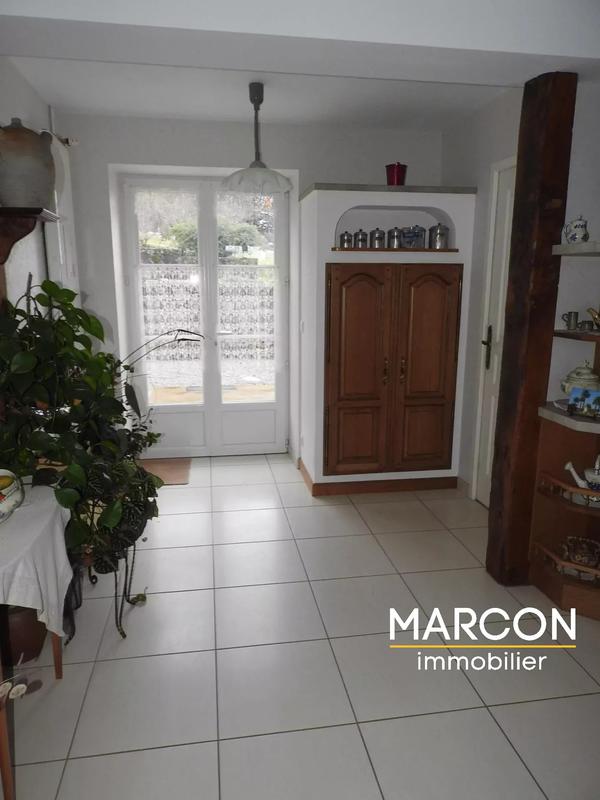 Maison - 168 m² - 7 pièces