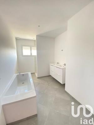 Maison - 105 m² - 4 pièces