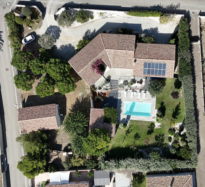 Villa - 138 m² - 4 pièces