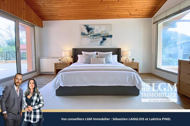 Villa - 330 m² - 7 pièces