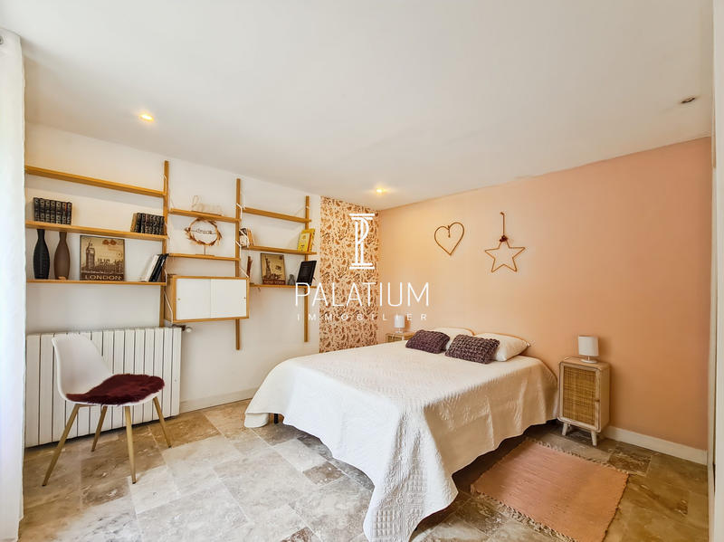 Villa - 170 m² - 6 pièces