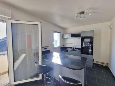 Appartement - 97 m² - 3 pièces