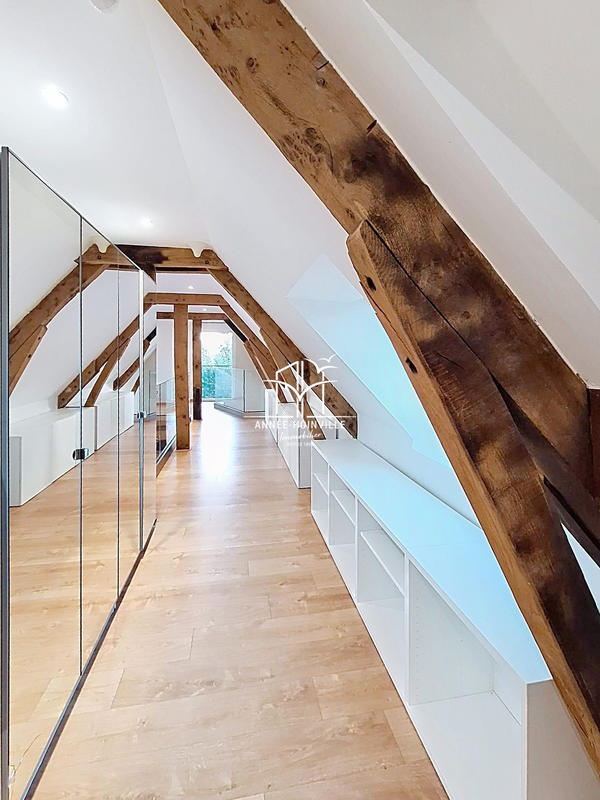 Maison ancienne - 208 m² - 5 pièces