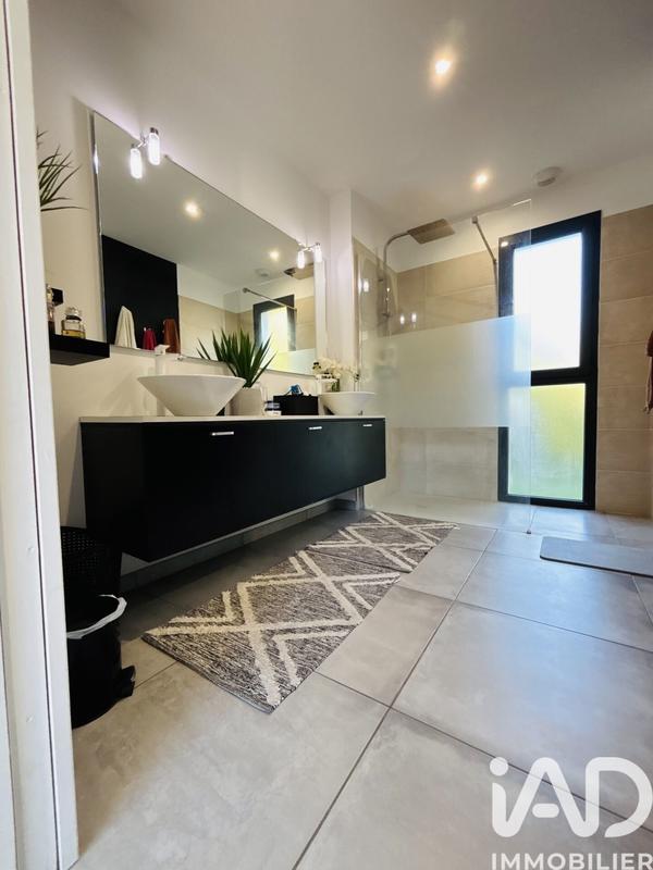 Maison - 135 m² - 5 pièces