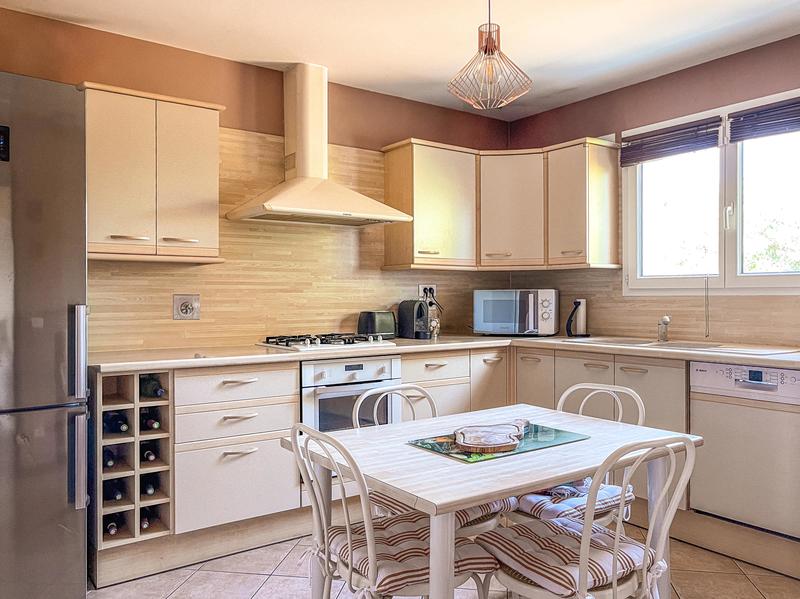 Maison - 104 m² - 5 pièces