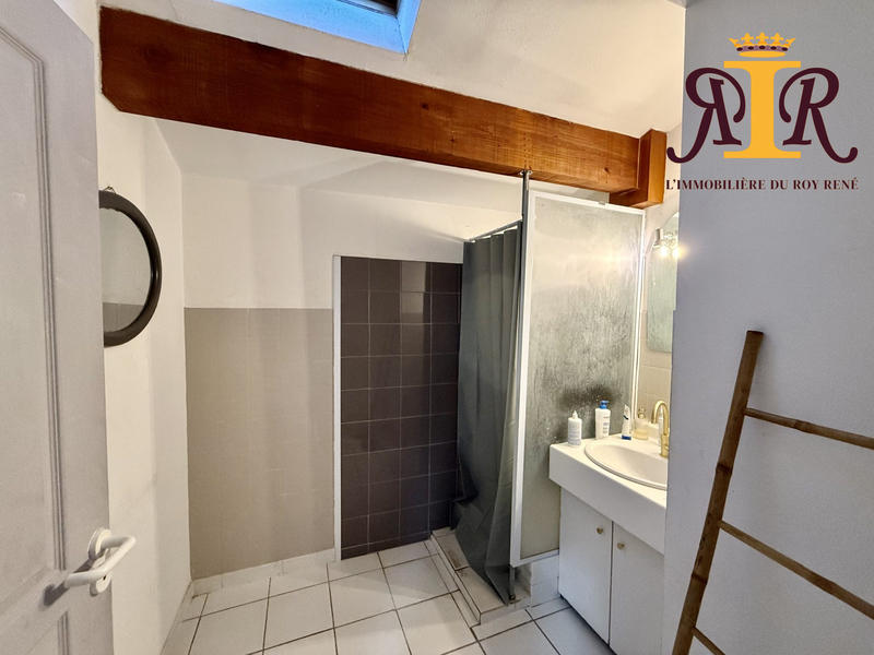 Appartement - 80 m² - 3 pièces