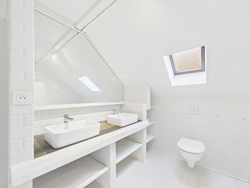 Maison - 143 m² - 8 pièces