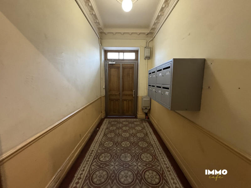 Appartement - 80 m² - 3 pièces