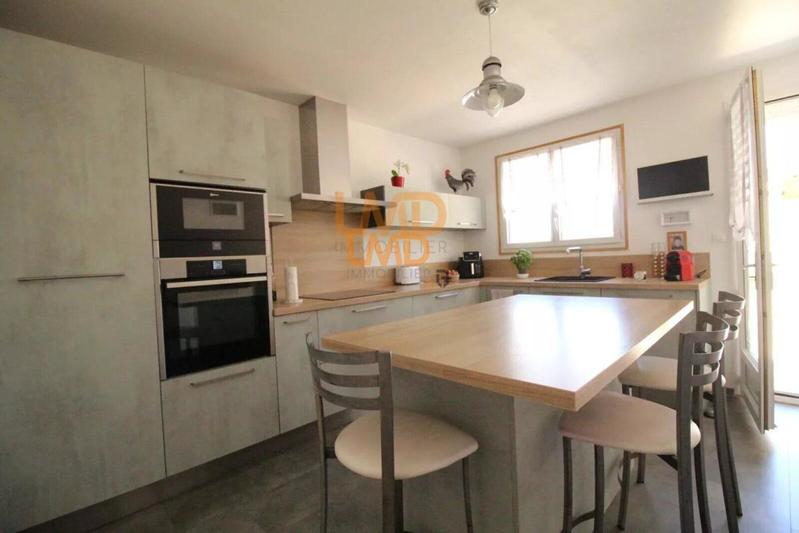 Maison - 160 m² - 3 pièces