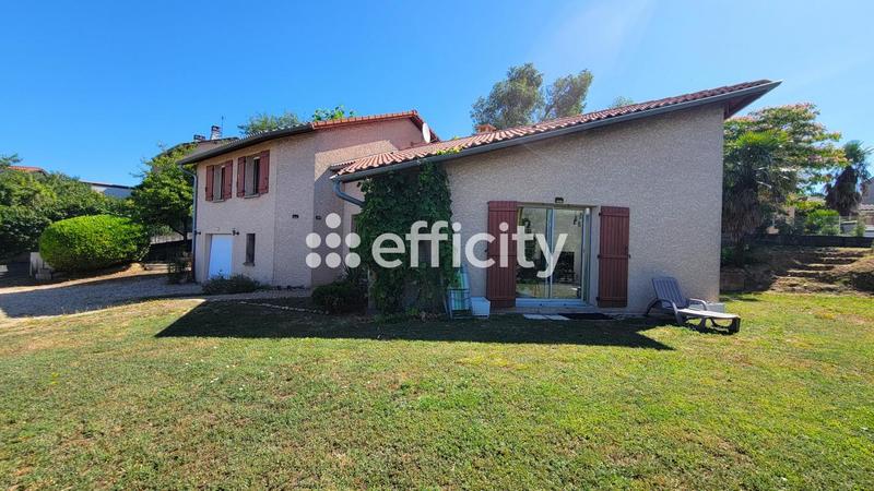 Maison - 120 m² - 6 pièces