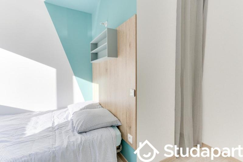 Chambre - 11 m² - 1 pièce