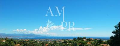 Villa - 265 m² - 6 pièces