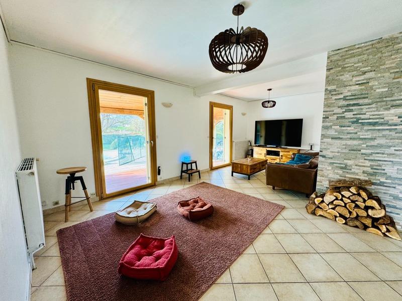 Maison - 123 m² - 6 pièces