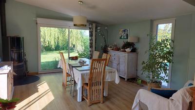 Maison - 214 m² - 8 pièces