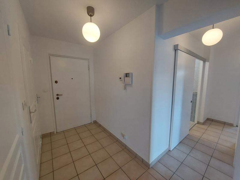 Appartement - 67 m² - 2 pièces