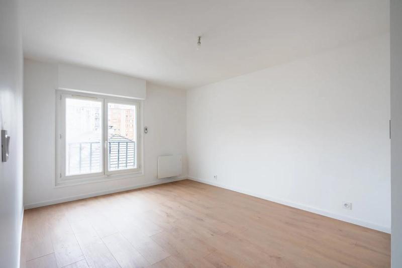 Maison - 170 m² - 8 pièces