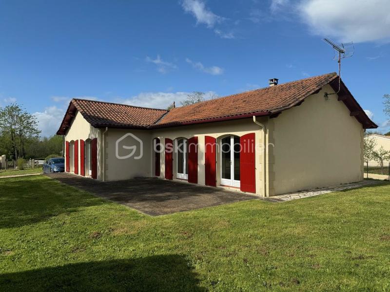 Maison traditionnelle - 135 m² - 5 pièces