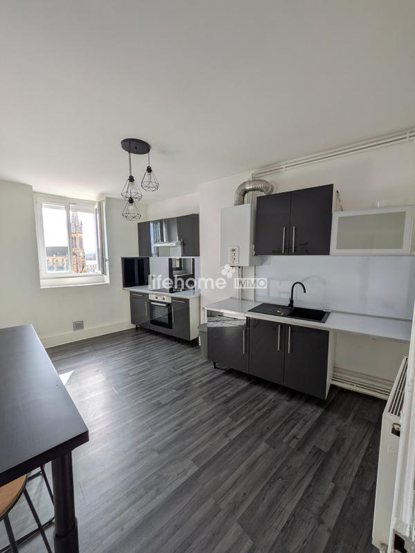 Appartement - 77 m² - 2 pièces