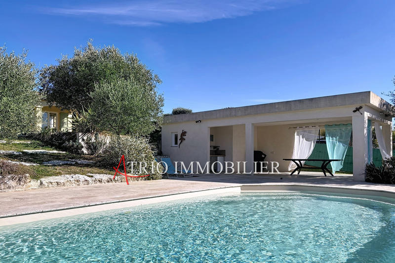 Maison - 200 m² - 5 pièces