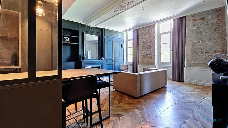 Appartement - 89 m² - 3 pièces