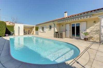Villa - 145 m² - 6 pièces