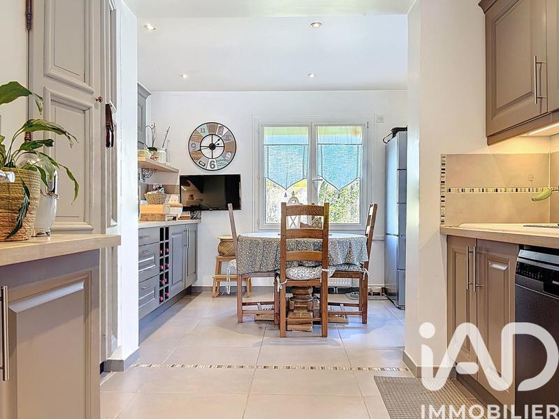 Maison - 98 m² - 4 pièces