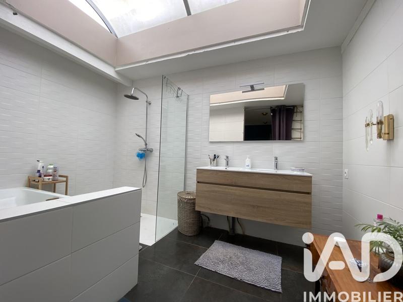 Maison de maîtres - 341 m² - 9 pièces