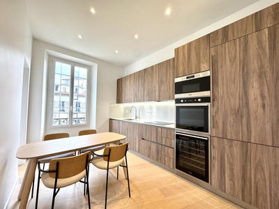 Appartement - 137 m² - 5 pièces