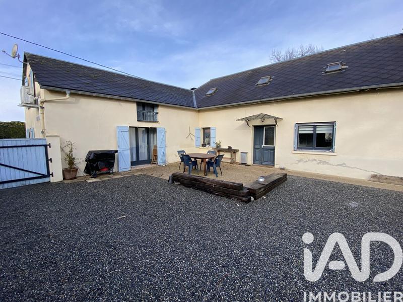 Maison de village - 201 m² - 6 pièces