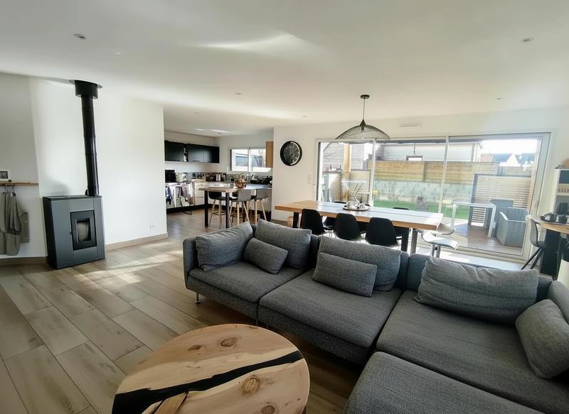 Maison - 108 m² - 5 pièces