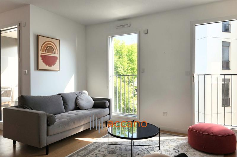 Appartement - 90 m² - 4 pièces