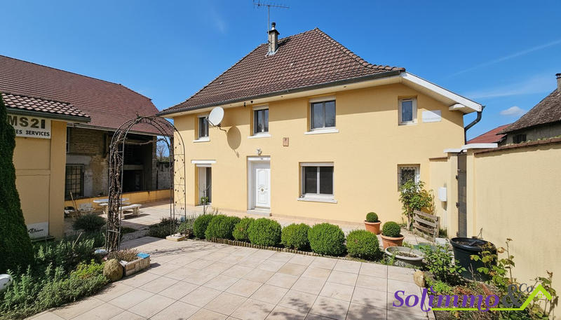 Maison ancienne - 141 m² - 5 pièces