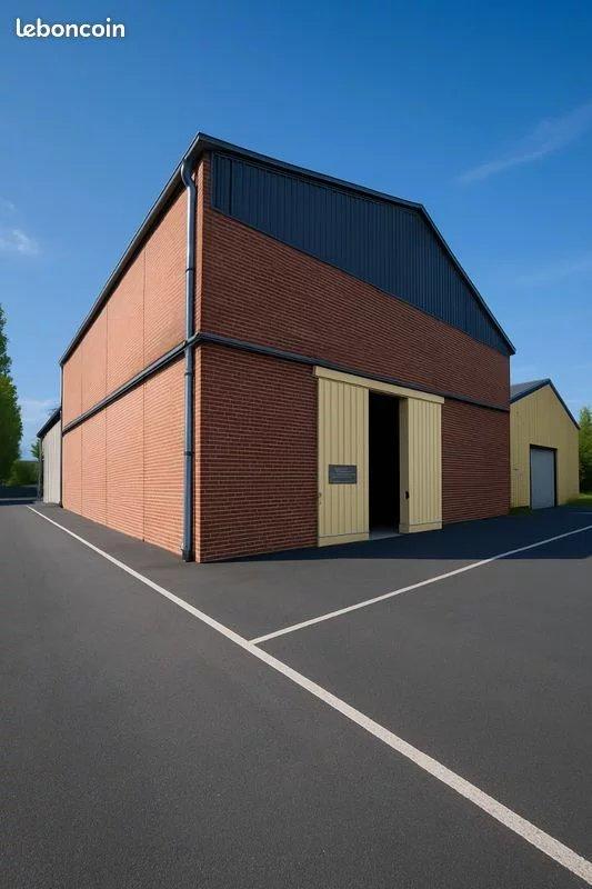 Entrepôt - 600 m²