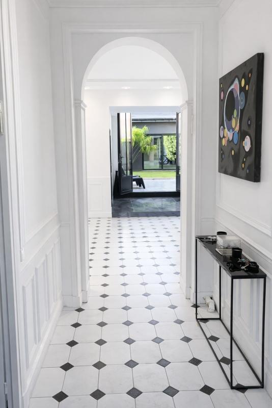 Demeure - 302 m² - 11 pièces