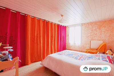 Maison - 200 m² - 11 pièces