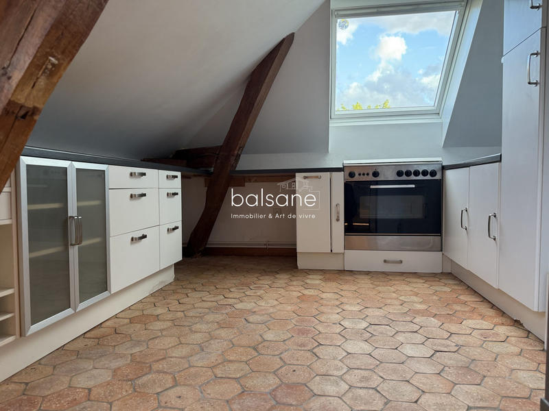 Appartement - 90 m² - 4 pièces