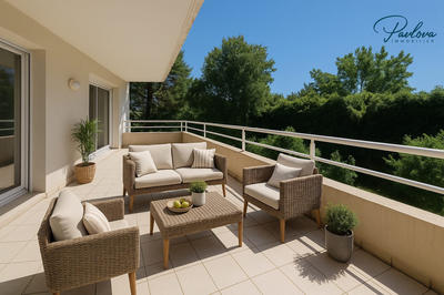 Appartement - 90 m² - 4 pièces