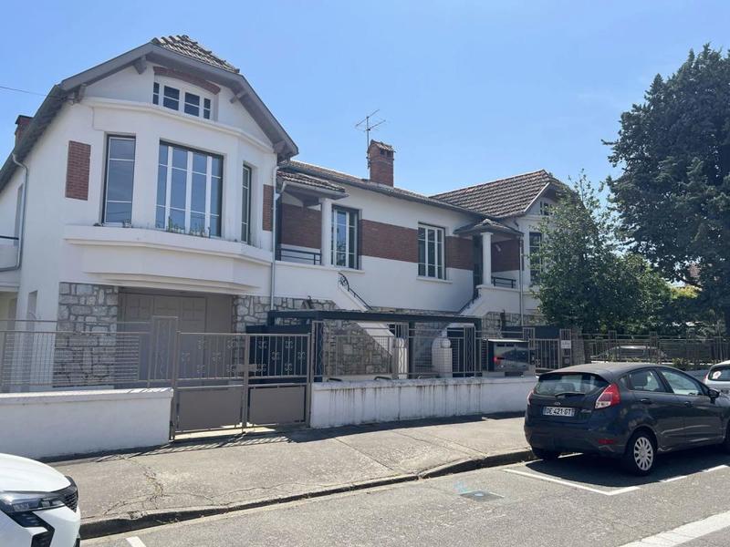 Appartement - 76 m² - 4 pièces